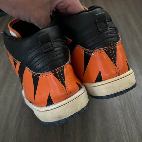 Nike “Tony The Tiger” Dunk Hi Shoes Size 10 - Picture 5 of 12